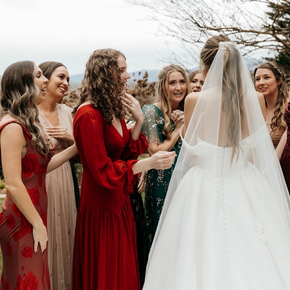 AW Bridal Alma Dress🤍 - Picture 5 of 5